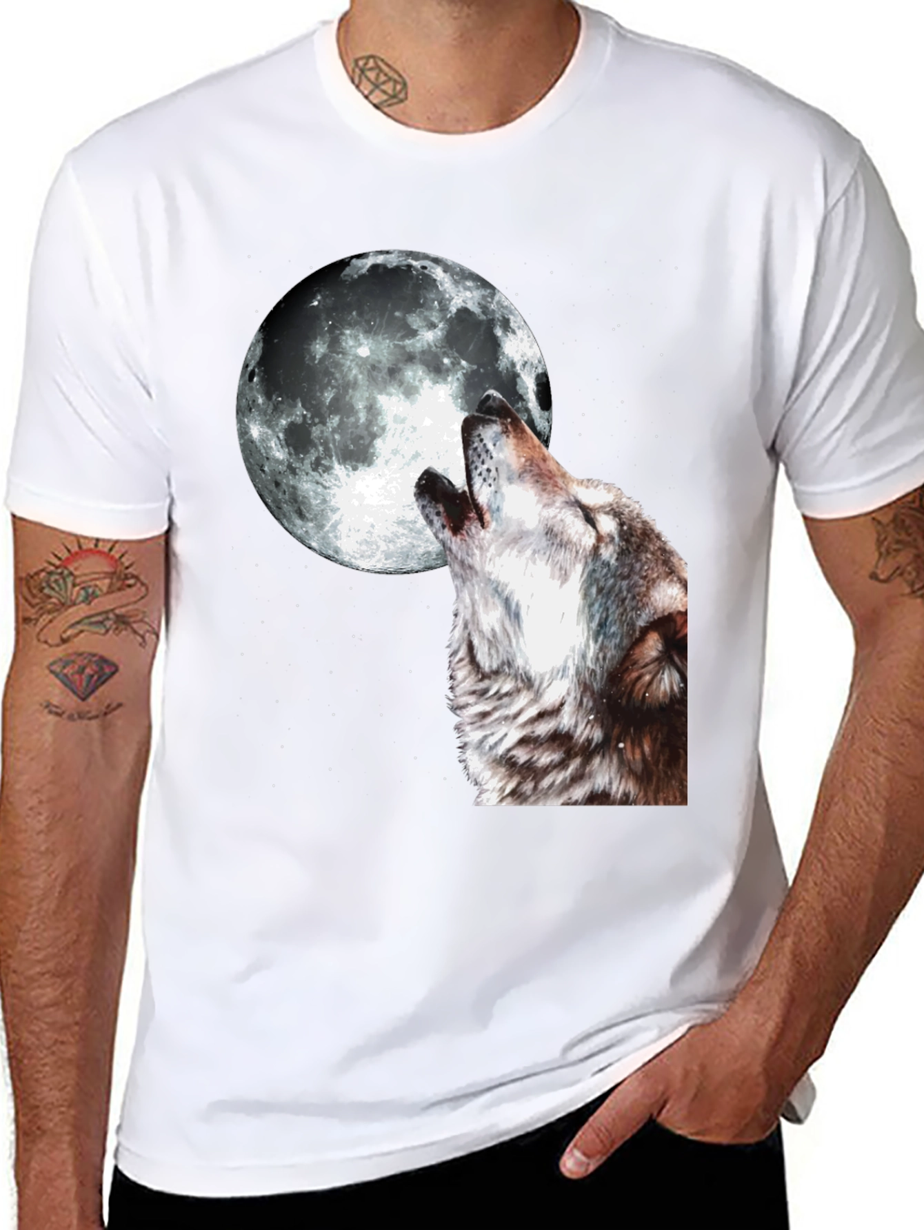 Wolf Howling at Moon Graphic T-Shirt