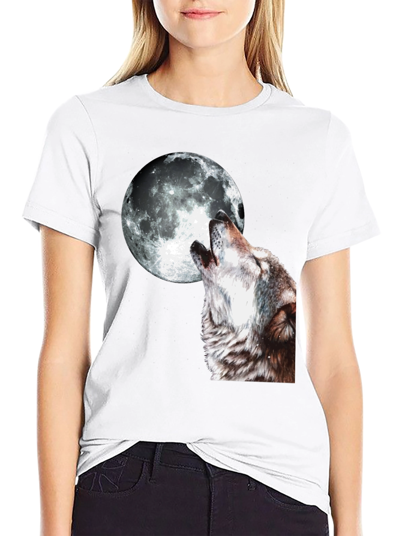 Wolf Howling at Moon Graphic T-Shirt