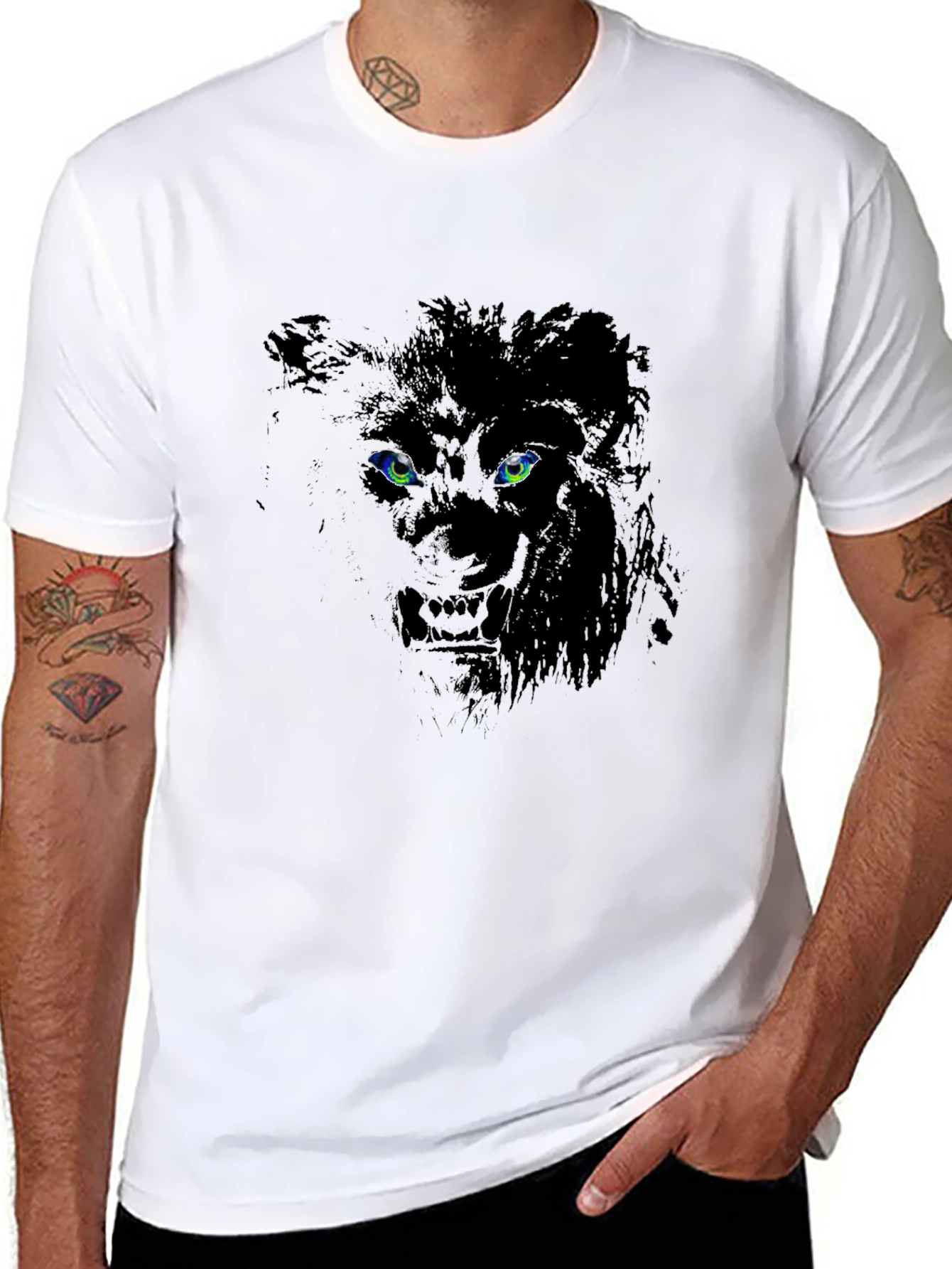 Lion Eyes Graphic Print Black T-Shirt
