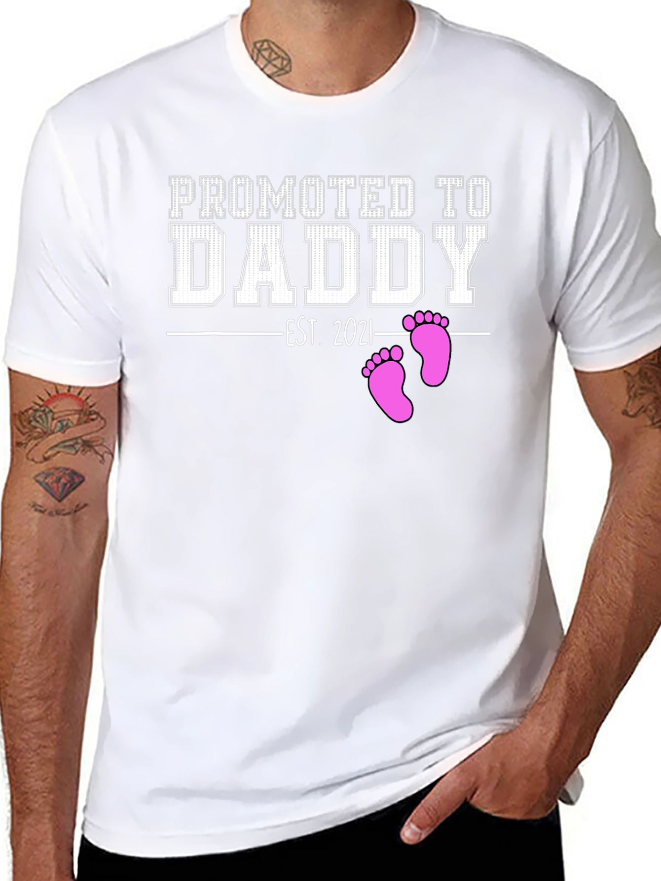 Promoted to Daddy Est. 2021 - New Dad T-Shirt