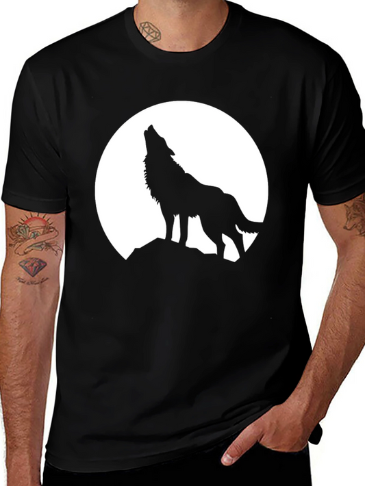 Wolf Howling at Moon Black T-Shirt