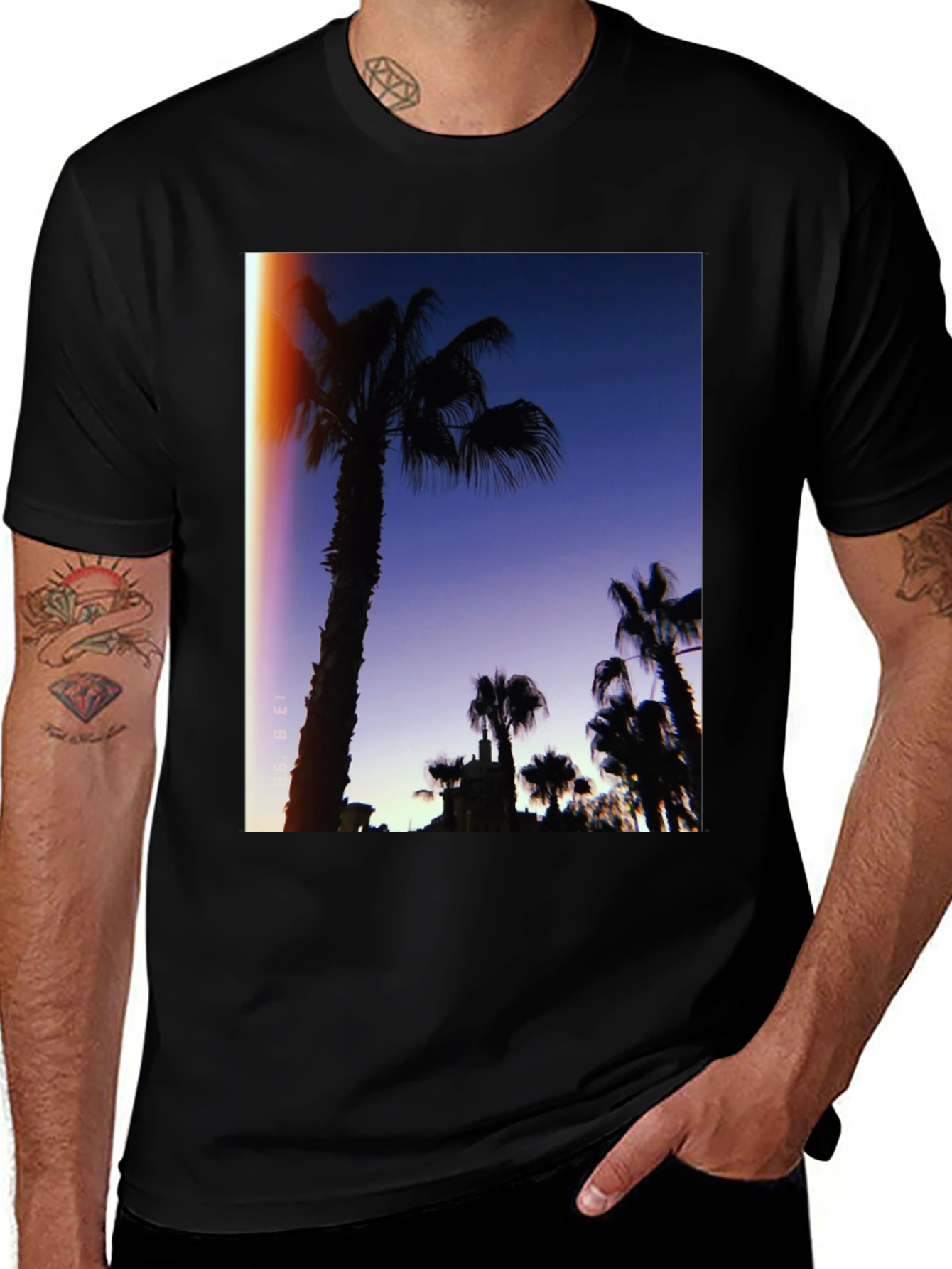 Palm Tree Silhouette Graphic Tee - Retro Sunset Vibes