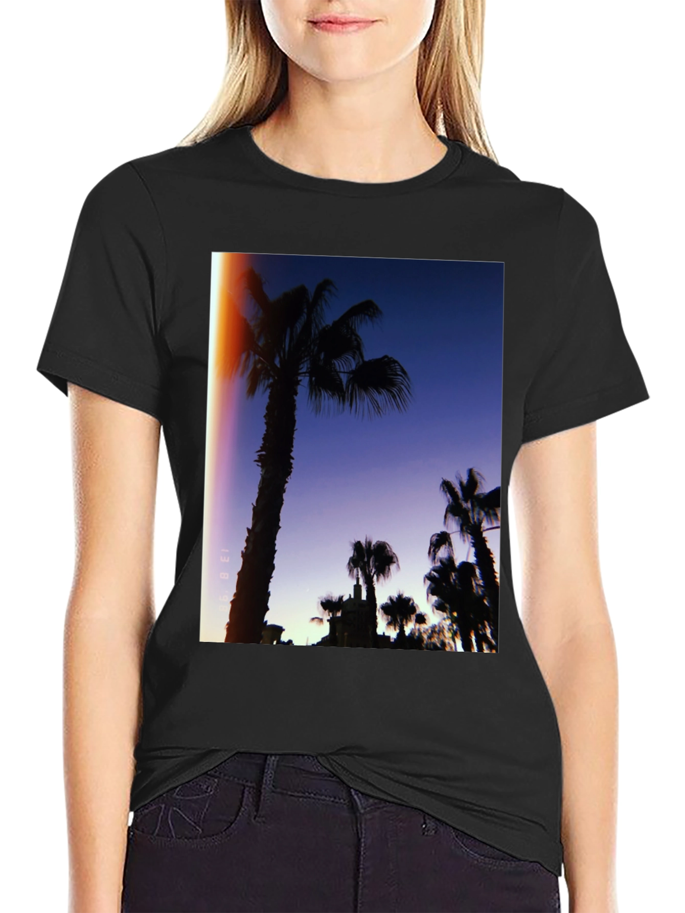 Palm Tree Silhouette Graphic Tee - Retro Sunset Vibes