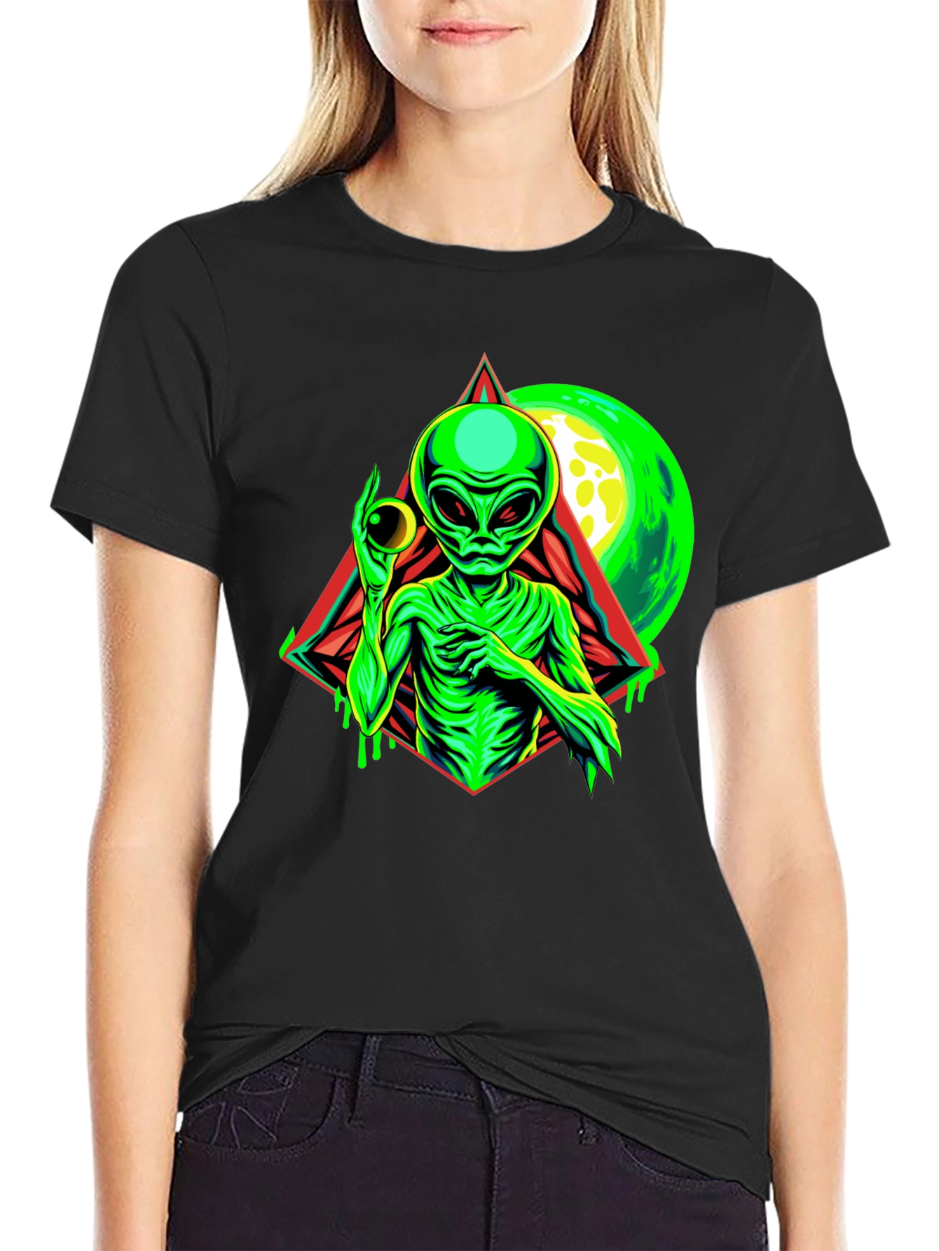 Alien Graphic Tee - Sci-Fi T-Shirt